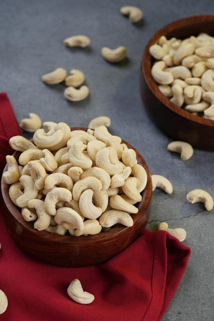 CASHEW - PER KG